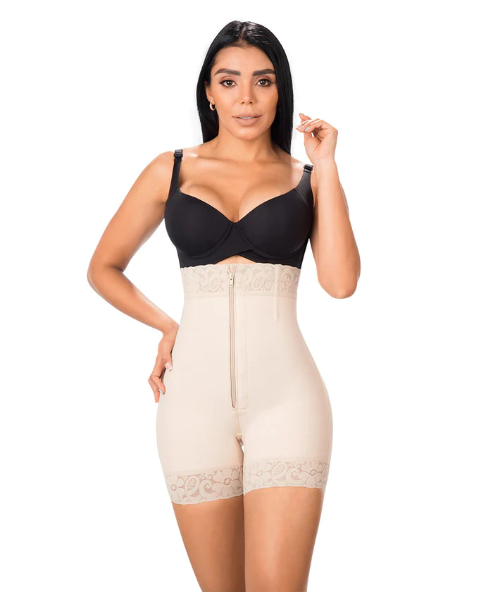 SHORT STRAPLESS LEVANTA COLA (Ref. O-070)